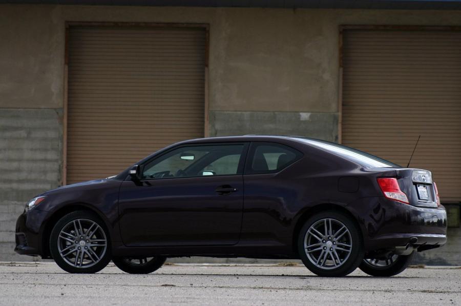  Scion tC 2011 года  (фото 14 из 68)
